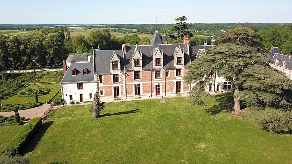 Chateau de Jallanges - Les Collectionneurs