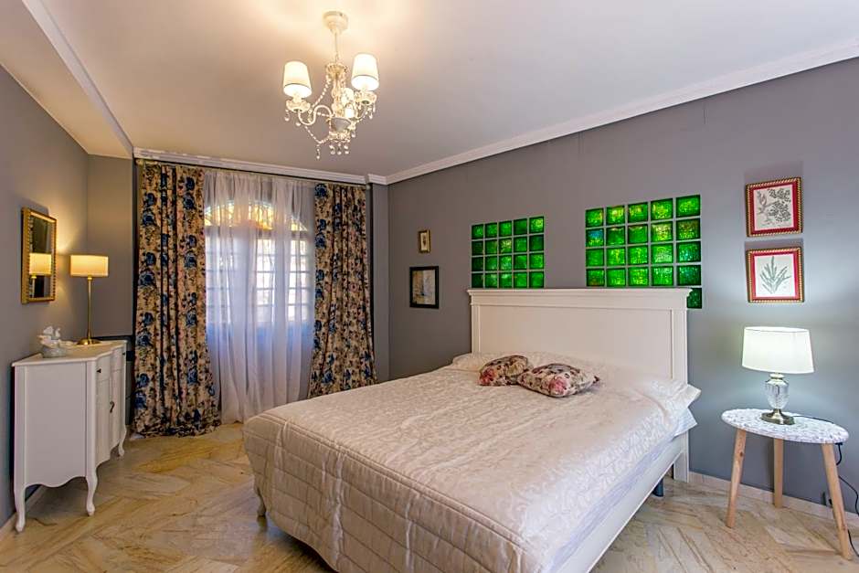 Apartamentos Gaudi Style