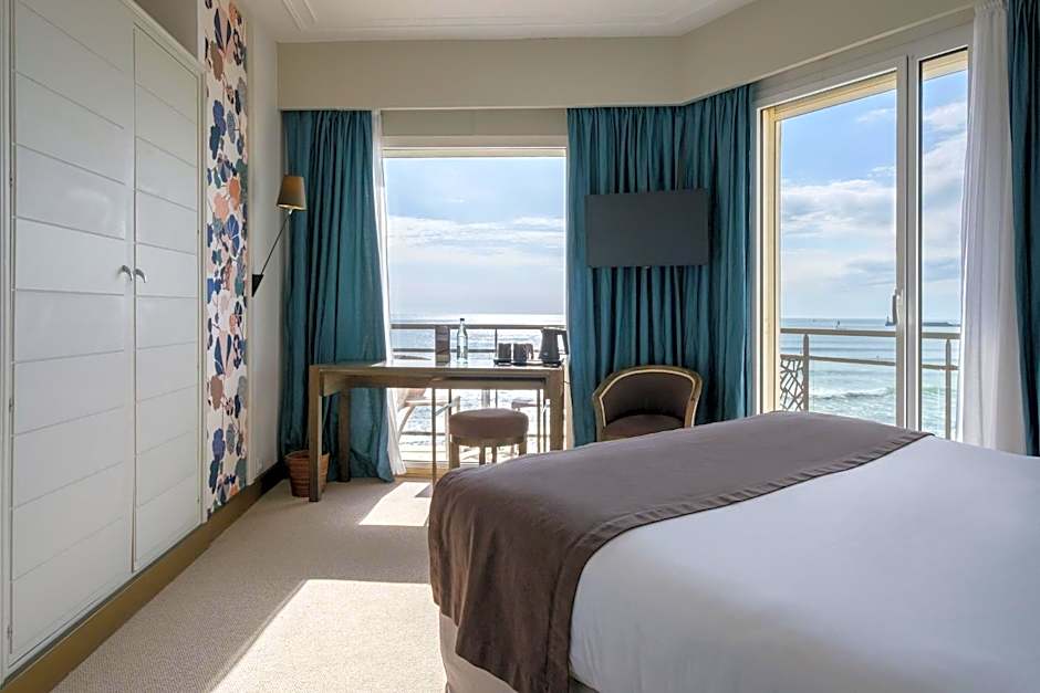 Hotel Les Roches Noires