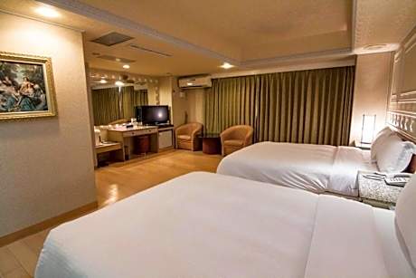 Quadruple Room with Bath