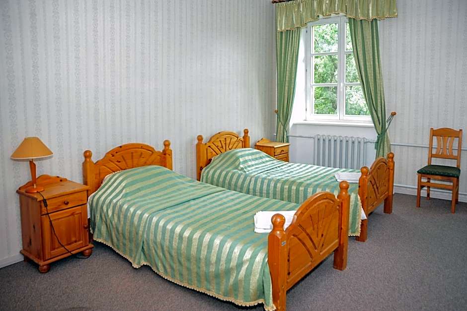 Naukšēnu muiža
