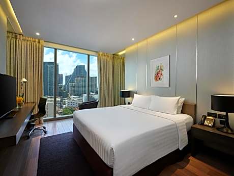 Club Double or Twin Room with Lounge Access