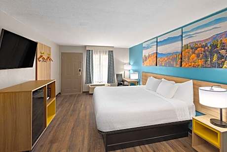 Days Inn by Wyndham Clarksville North