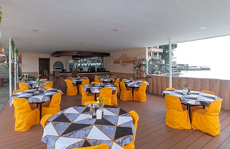 RedDoorz Plus @ Seaborne Hotel Subic Zambales