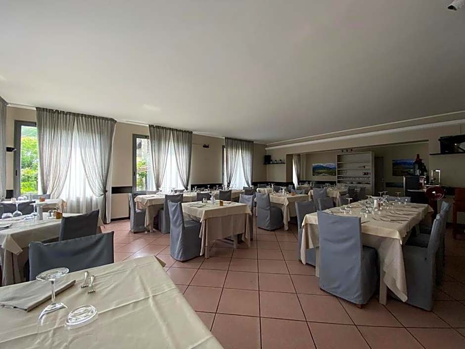 Albergo del mera-ristorante da Lui