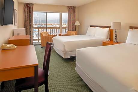 Dog-Friendly Two Queen with Marina View and Balcony