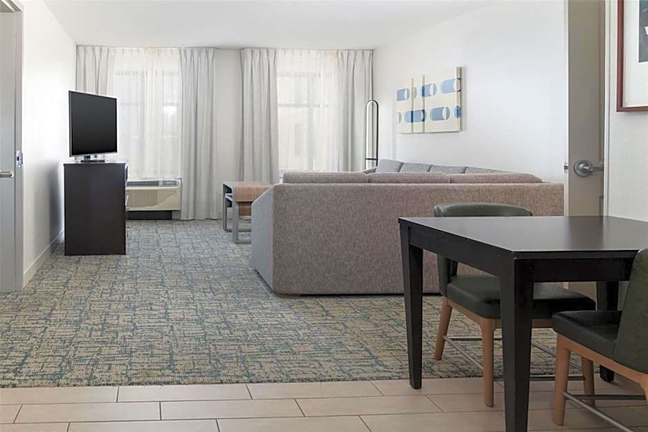 Homewood Suites by Hilton Wauwatosa Milwaukee