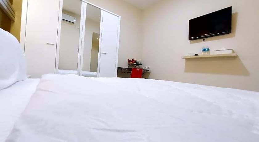Rons City Hotel near Simpang Lima Semarang Mitra RedDoorz