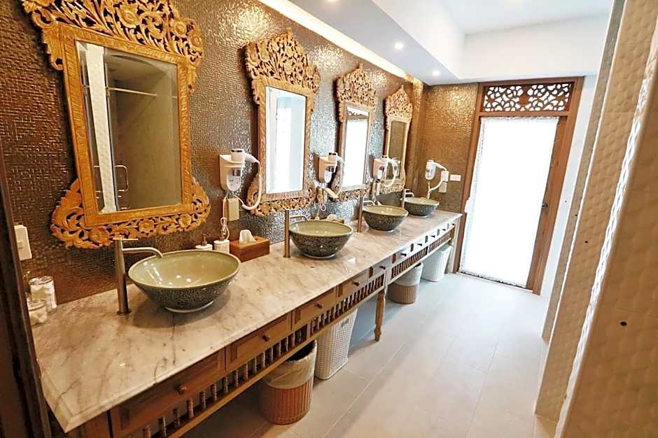 Mariya Lady Hostel  Suvarnabhumi Airport