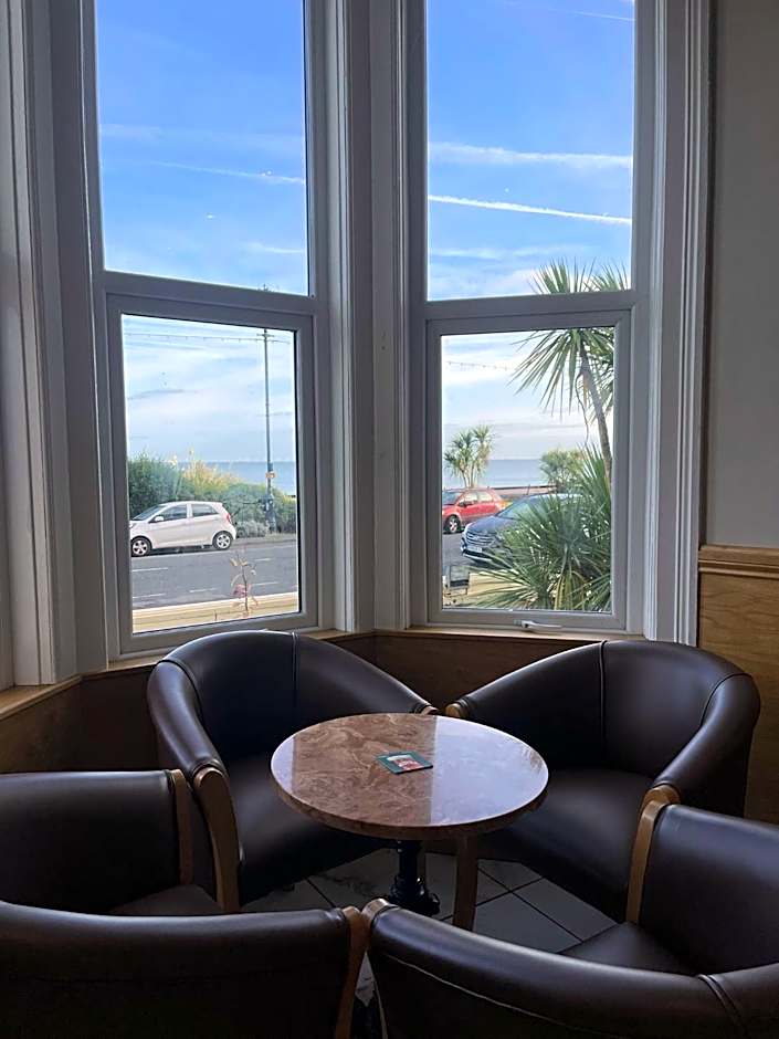 Four Saints Brig Y Don Hotel