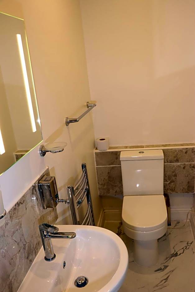 Dalesgate Hotel - Self Check In