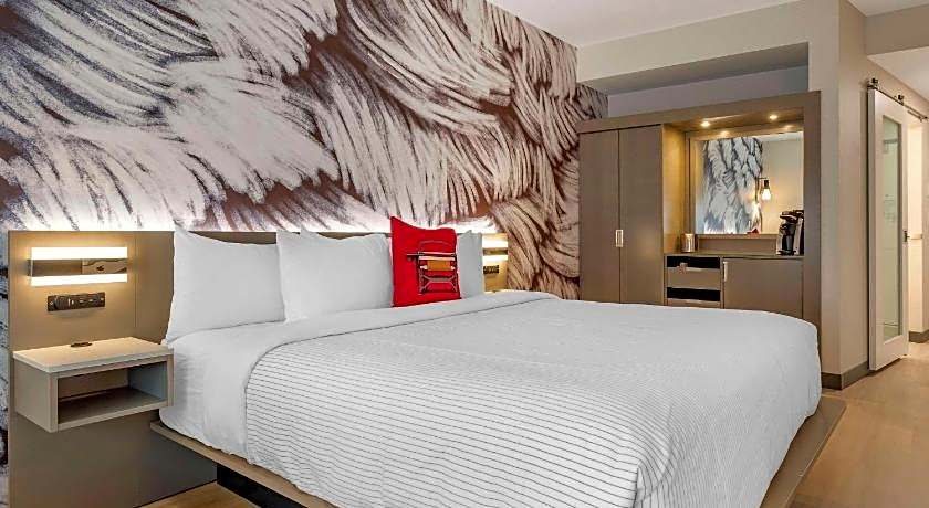 Cambria Hotel Rock Hill - University Center