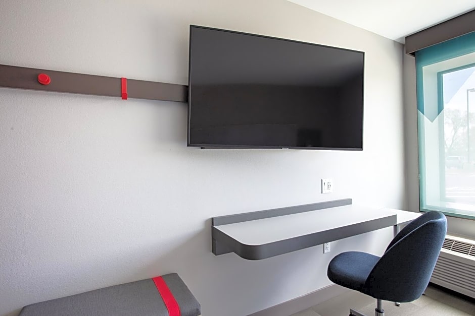 Avid Hotels Madison - Monona By IHG