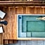 Sylvia Camping & Luxury Suites