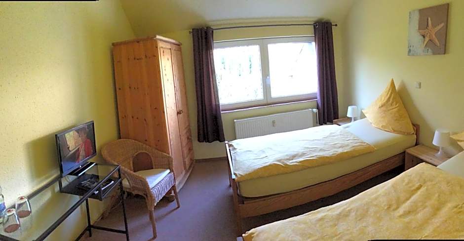 Zdjęcie 1 z 4 — 1 Double Bed or 2 Beds