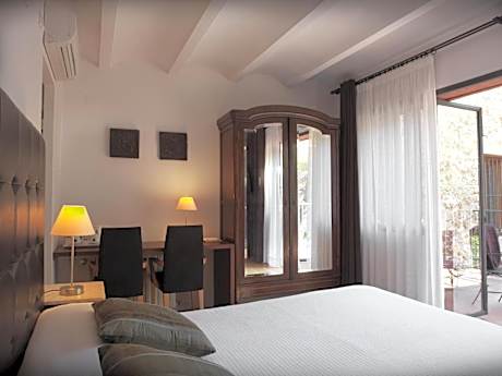 Double or Twin Room with View