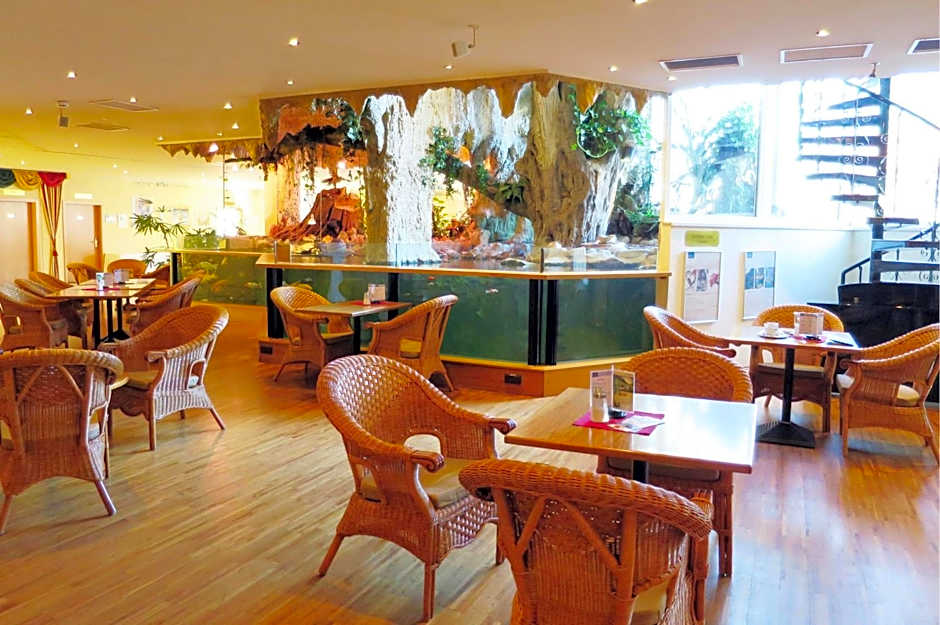 NOVAPARK Flugzeughotel Graz