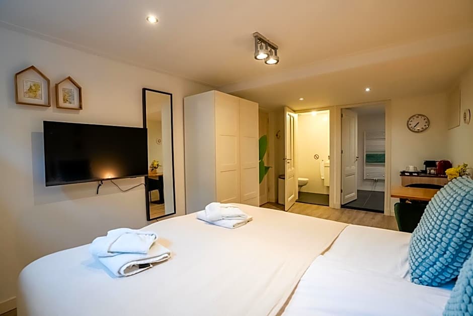 Nassau Canal Suites - in the heart of the city