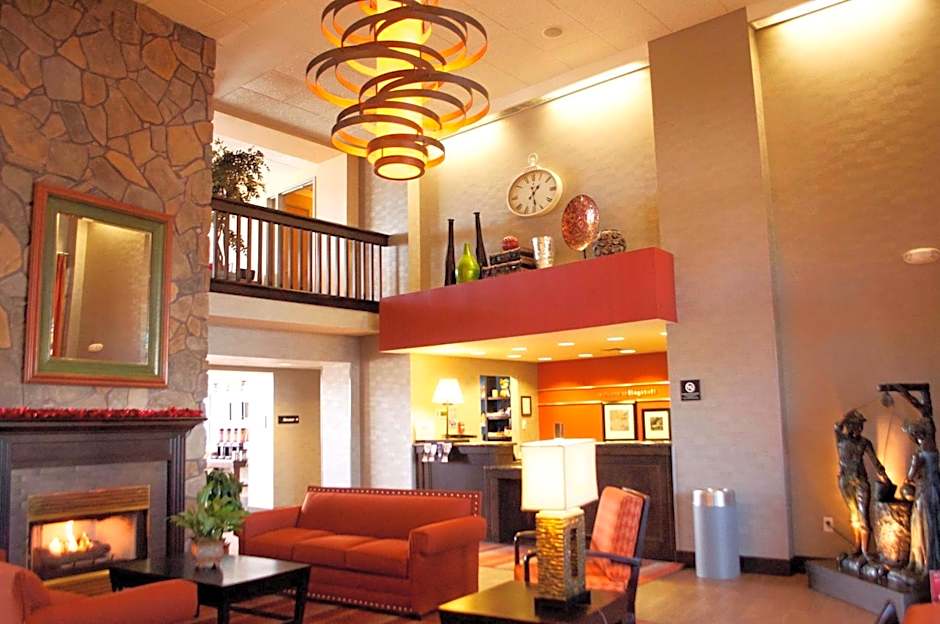 Hampton Inn By Hilton And Suites Flagstaff