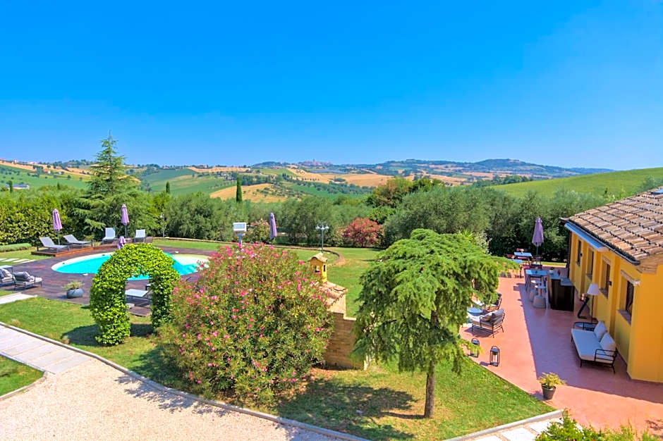 Villa Morro Suites
