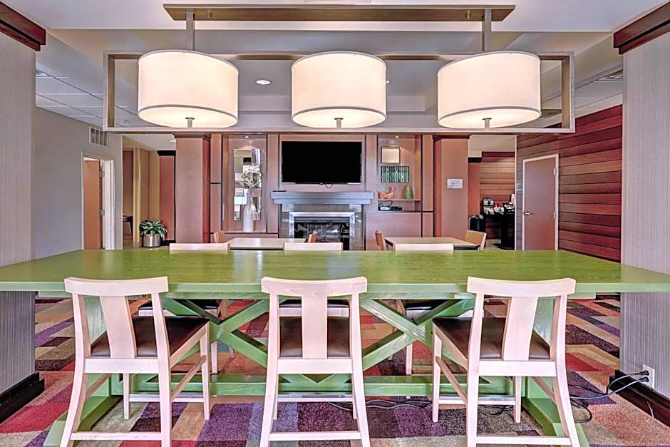 Fairfield Inn & Suites by Marriott Edison-South Plainfield
