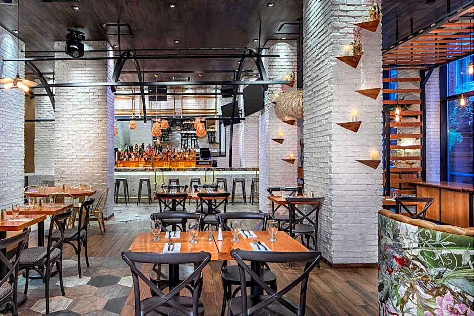 DoubleTree By Hilton New York Times Square West