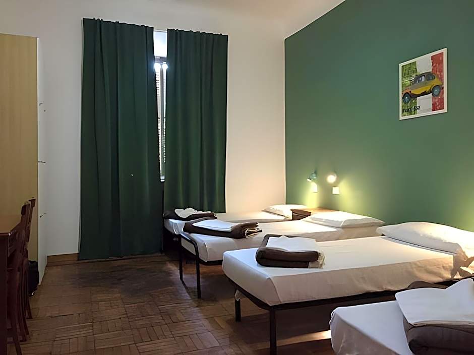 Freedom Traveller Hostel