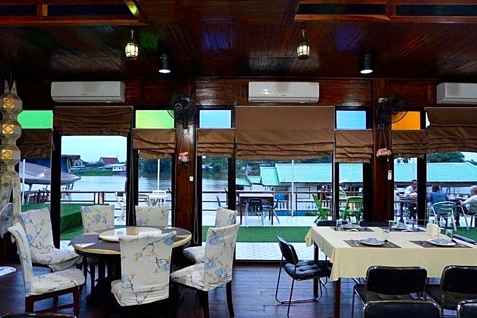 Suwanna Riverside Resort