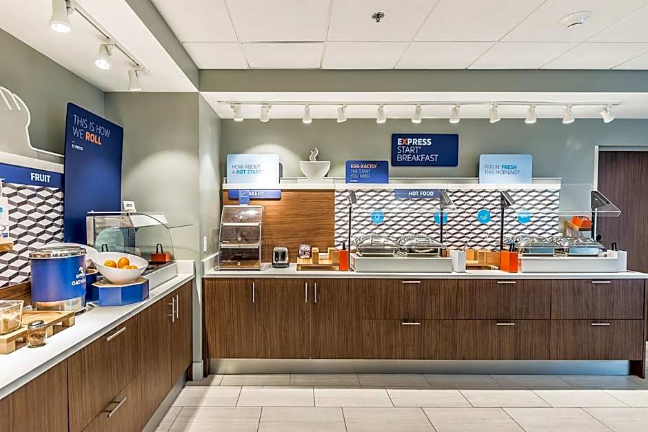 Holiday Inn Express Flint-Campus Area By IHG