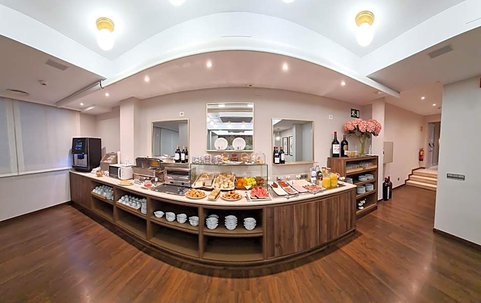 Hotel los Bracos by Silken