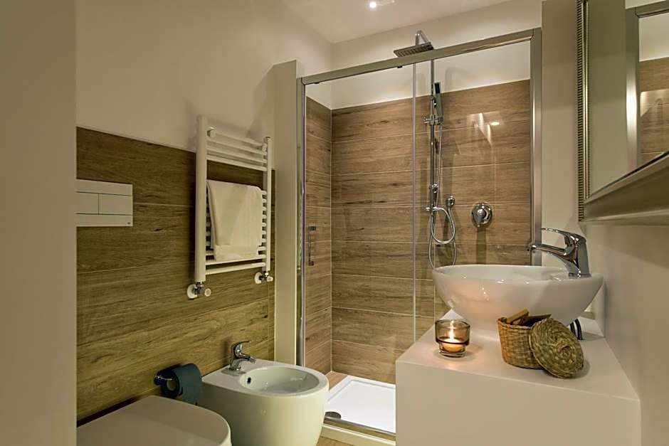 Aruna Suites