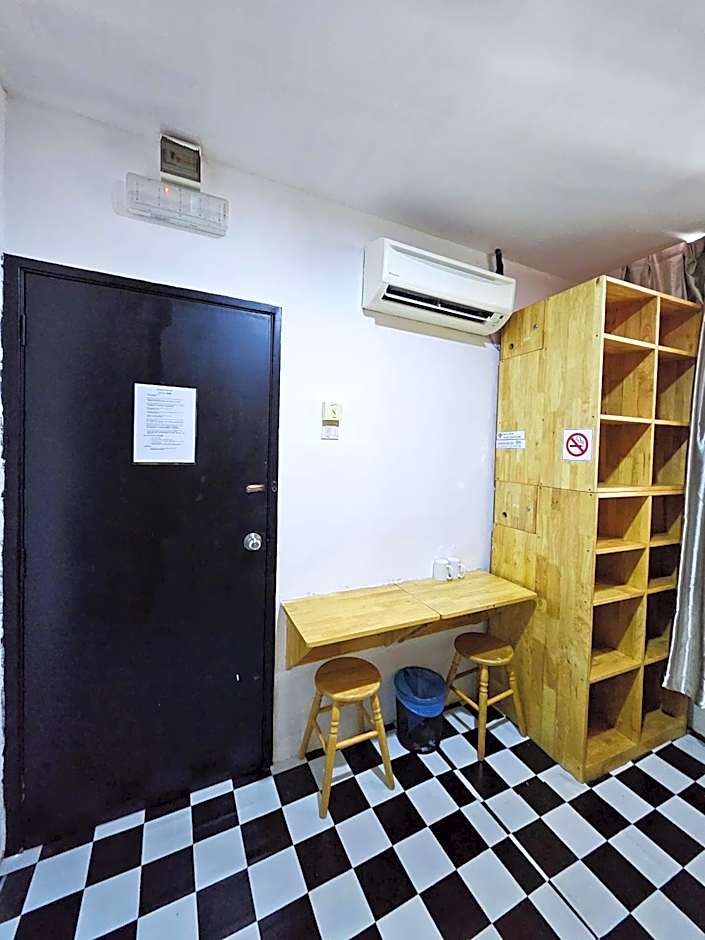 Photo 1 of 18 of Bed in 6-Bed Mixed Dormitory Room
