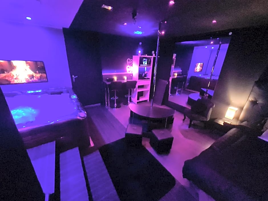 Loveroom Sexyloveroom