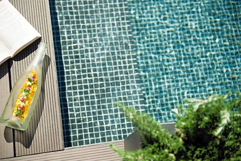 Gallery Hotel