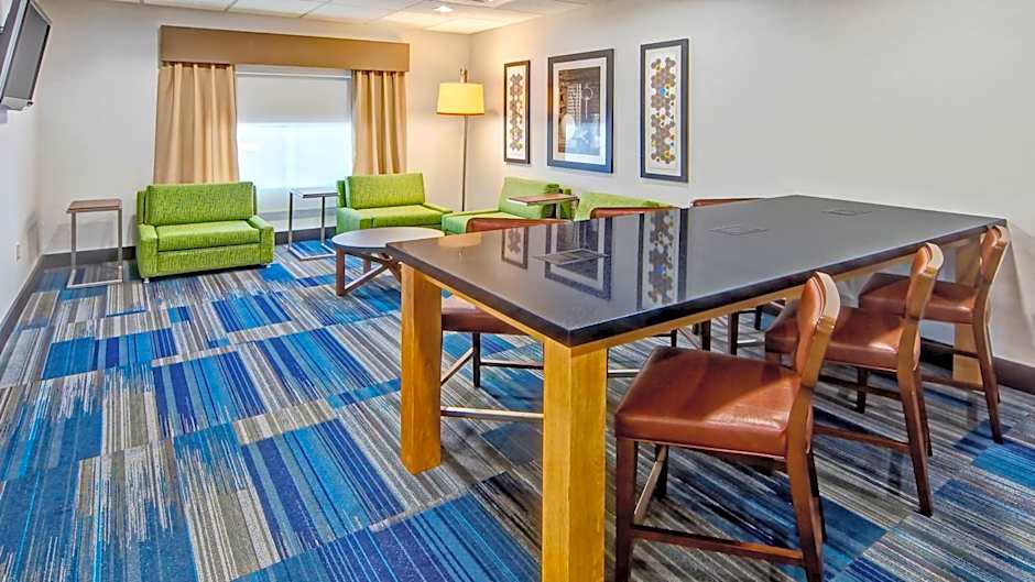 Holiday Inn Express Hotel & Suites Cookeville By IHG