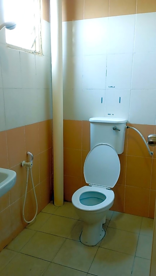 Straits Settlement Inn