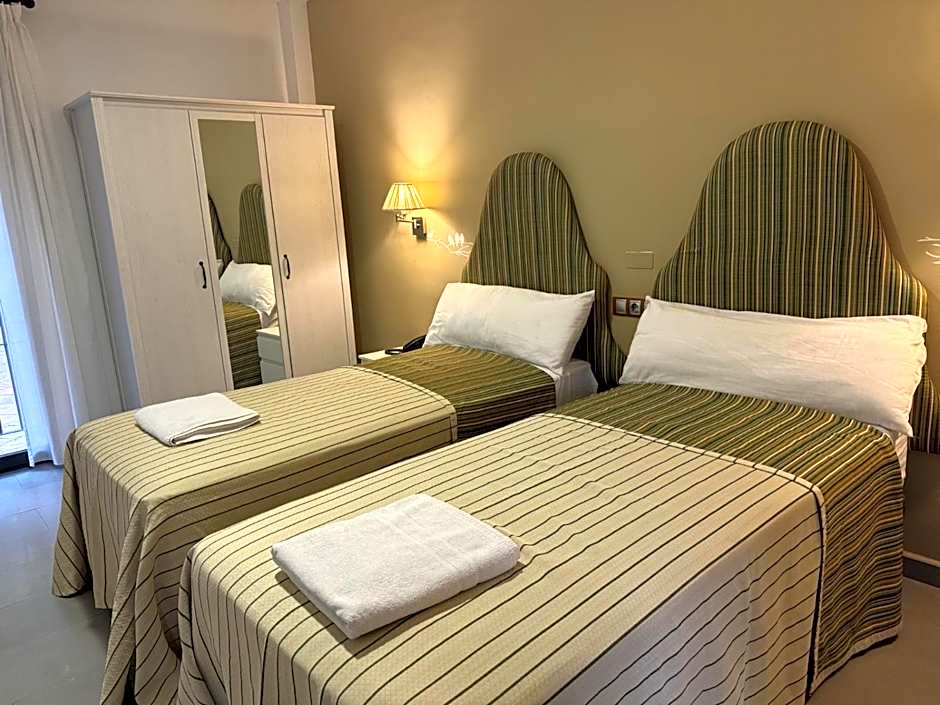 Hotel Rural La Alcanacia