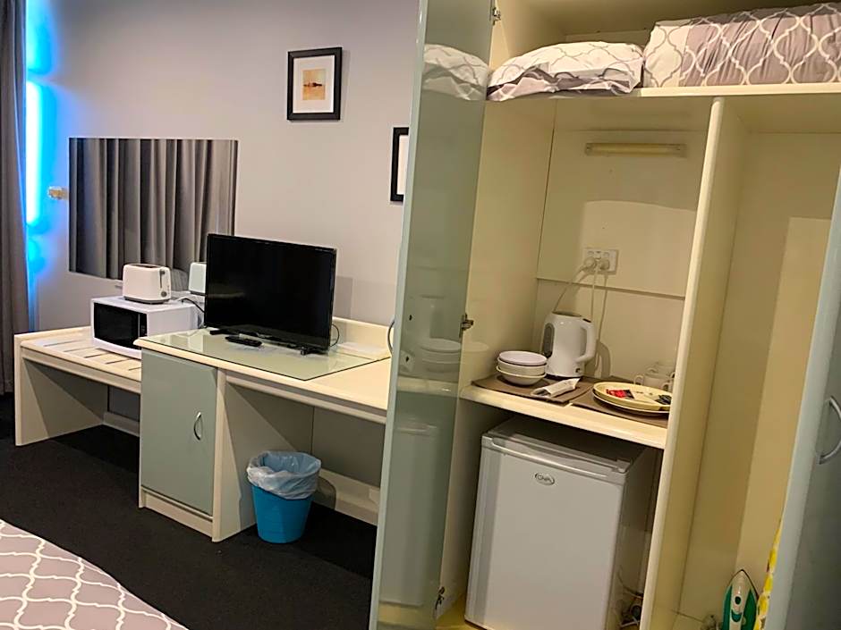 Casey on Princes Motel