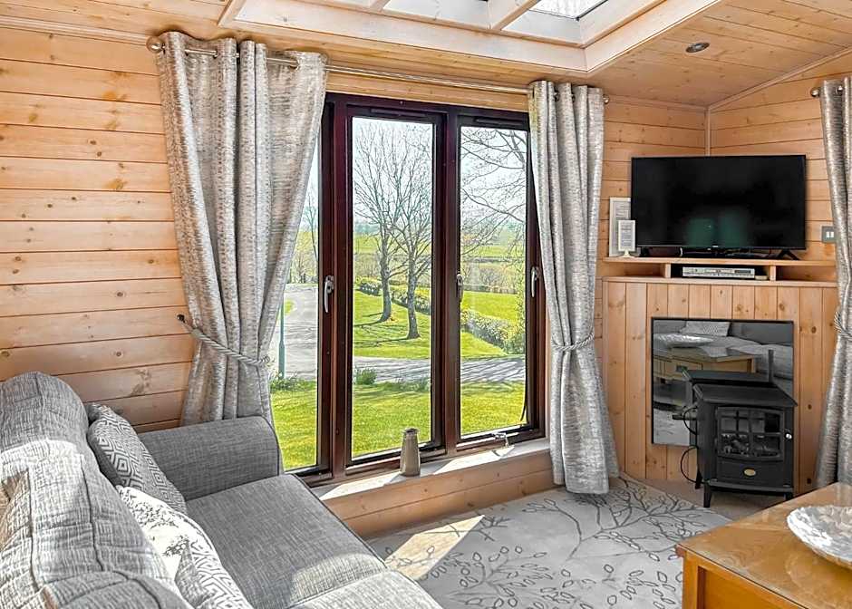 Belan Bach Lodges