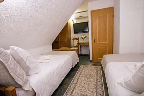 Economy Double or Twin Room
