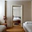 C10 Boutique Hotel