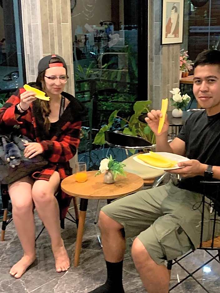 Suthep Home & Hostel