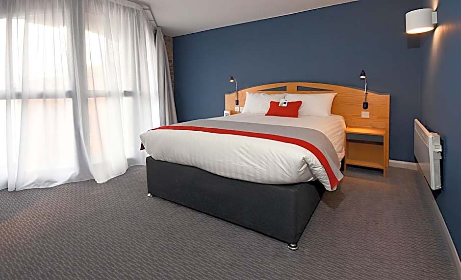 Holiday Inn Express Liverpool-Albert Dock By IHG