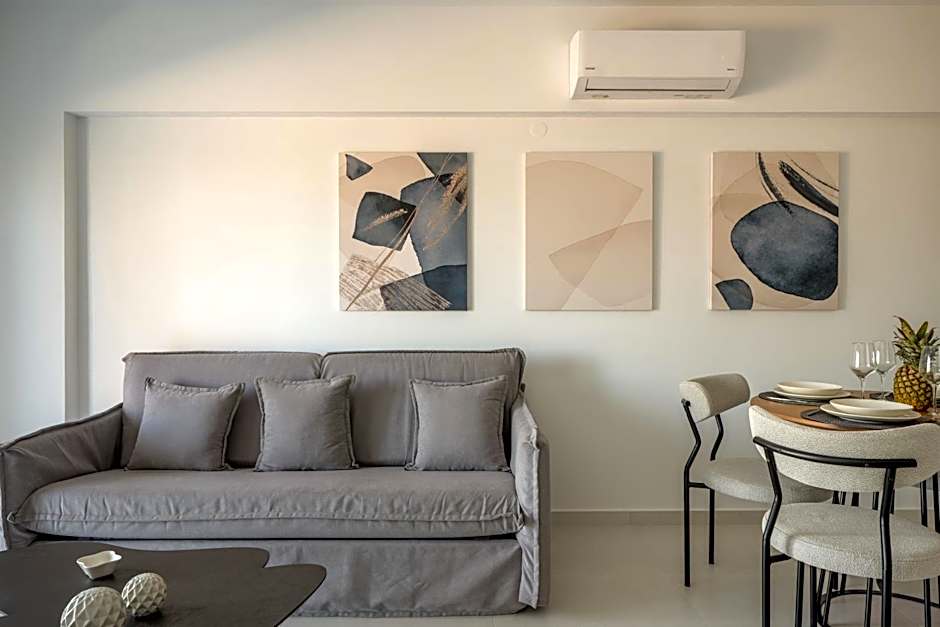 LIRIUM luxury suites