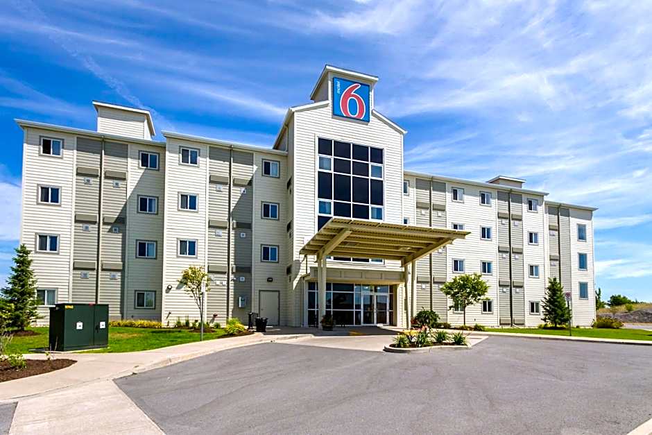 Motel 6 Kingston Ontario