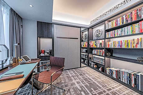 Book-Themed Room