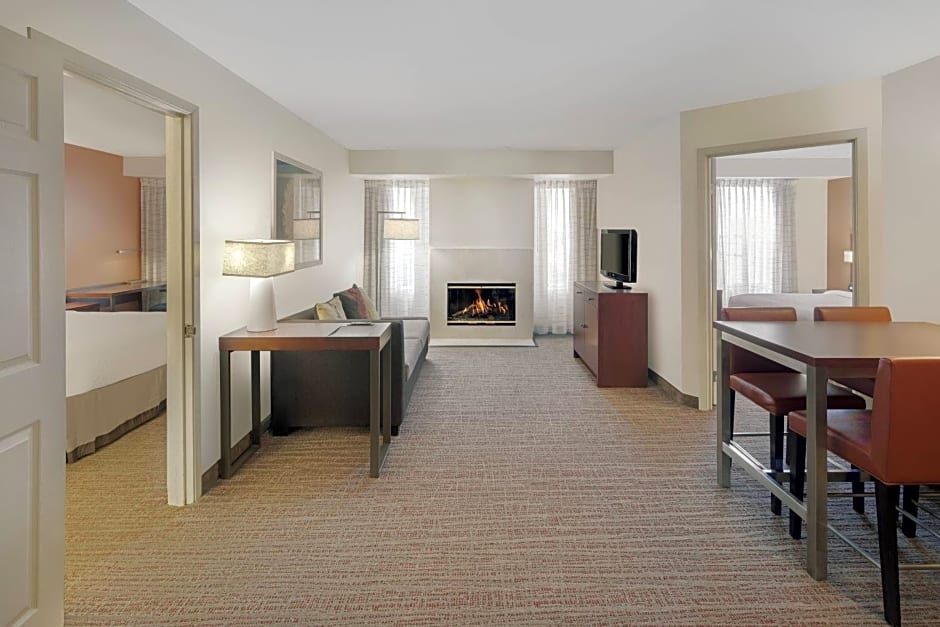 Residence Inn by Marriott Indianapolis Airport