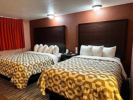 Queen Room with Two Queen Beds