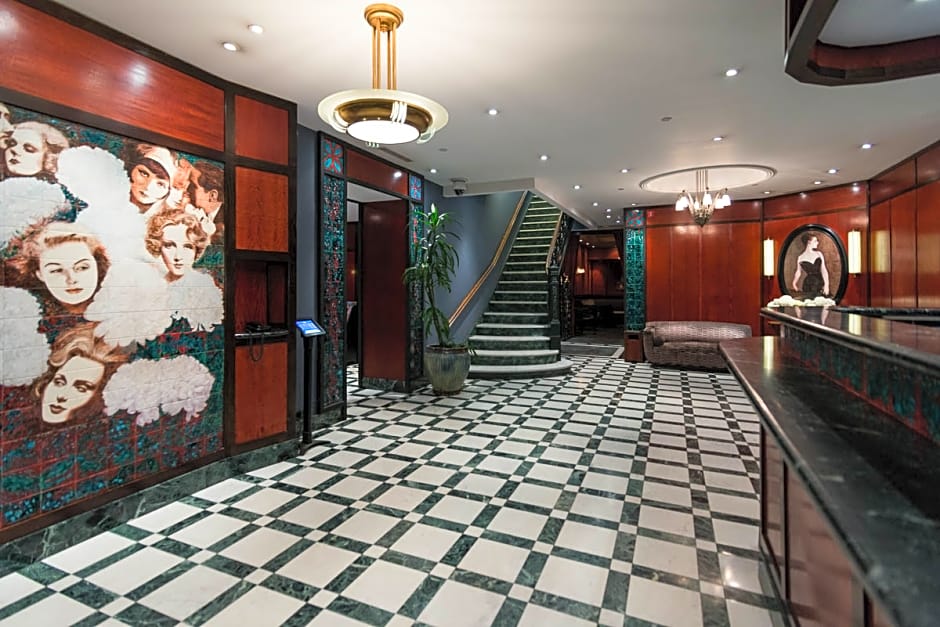 Washington Square Hotel