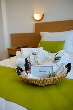 Classic Quadruple Room